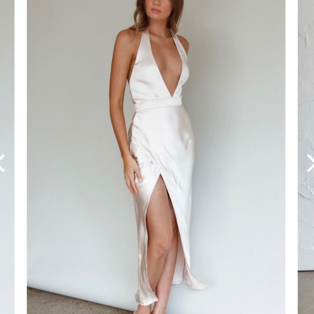 Selfie Leslie Cream Midi Dress